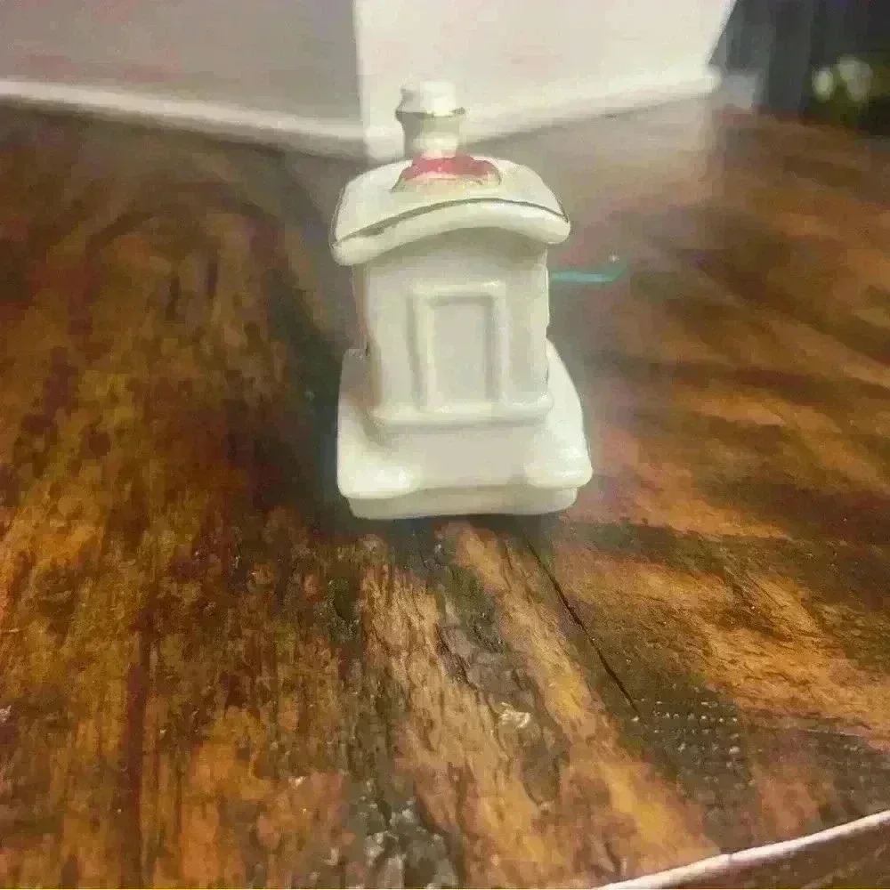 Porcelain Train Ornament, beautiful‎ detailed painted train, with gold trim.